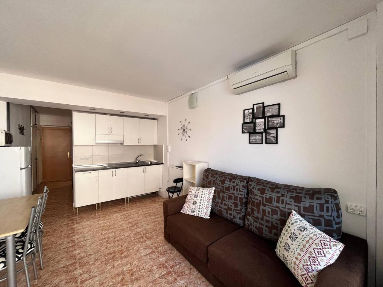 Estudio Con Tres Piscinas Comunitarias Y Pista De Tenis Rosas Exterior foto