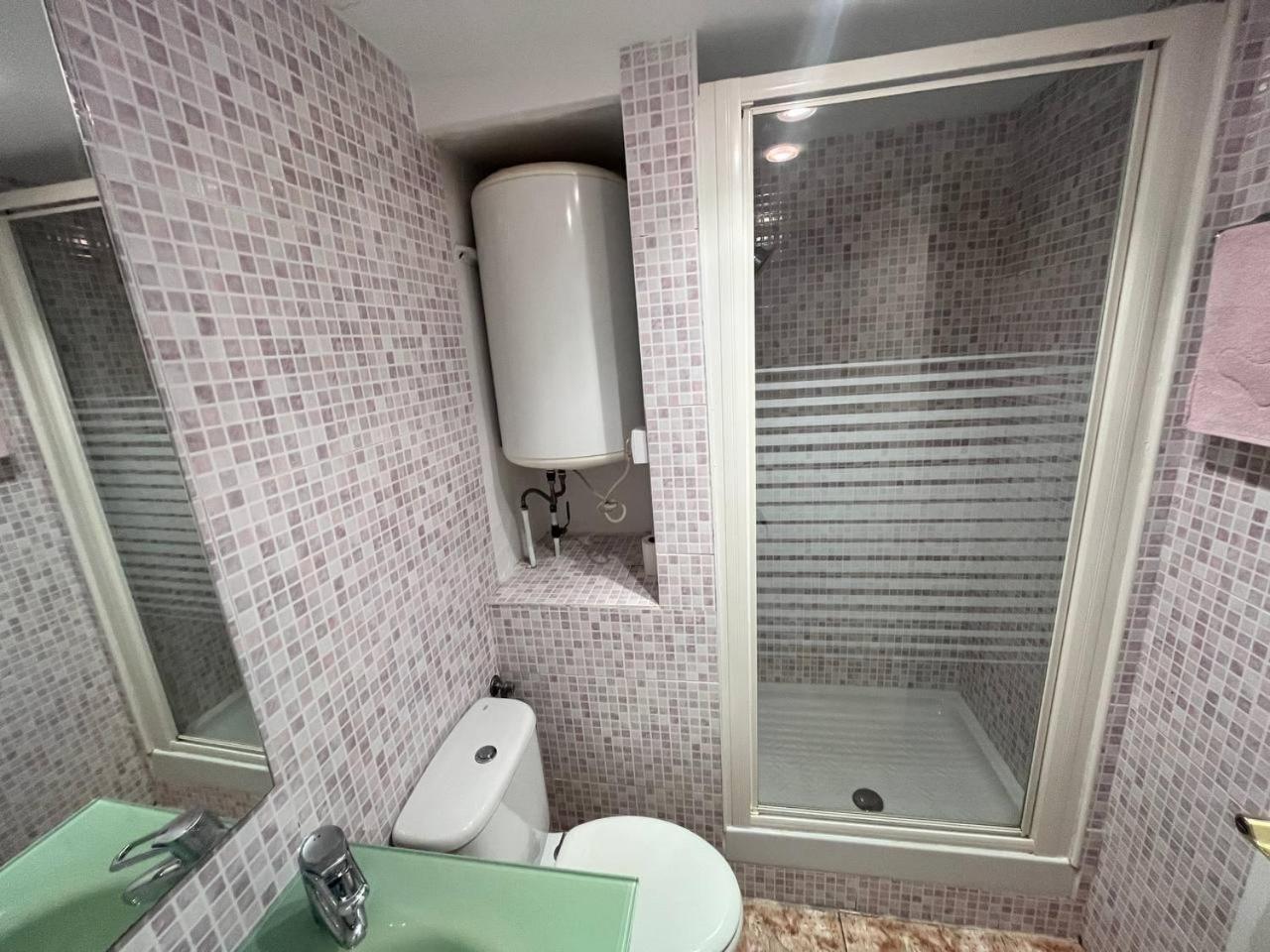 Estudio Con Tres Piscinas Comunitarias Y Pista De Tenis Rosas Exterior foto